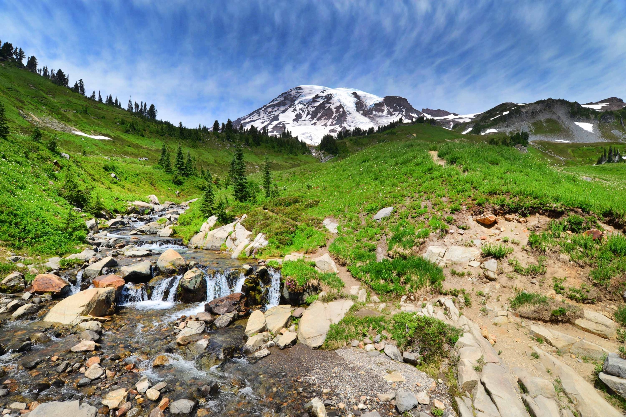 5 epic hikes in Mt. Rainier - Skyline Trail